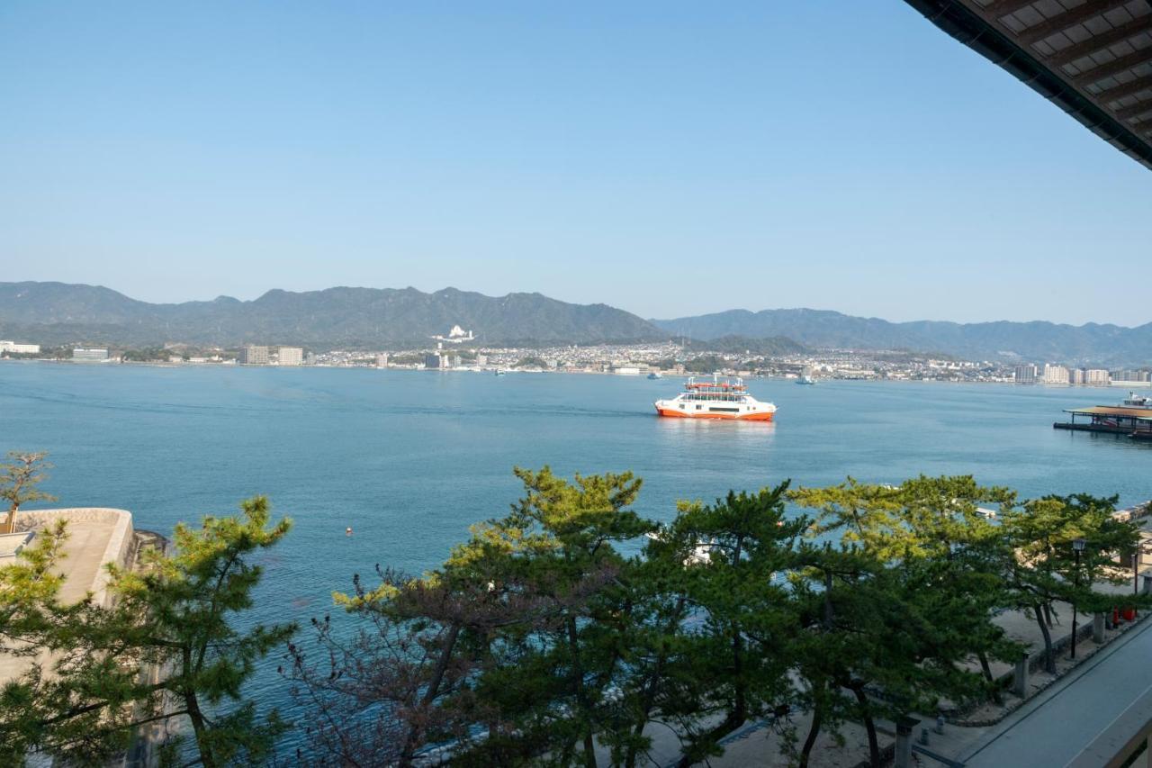 Hotel Miya Rikyu Hatsukaichi Eksteriør bilde